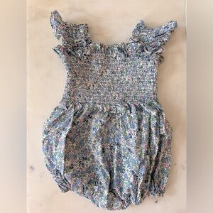 Poppy Kids 2T floral bubble. 100% cotton. Snap closure. Ruffle straps.